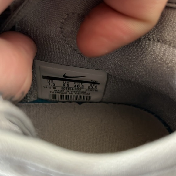 Nike PG 2.5 Tb “Wolf Grey” - Picture 6 of 6